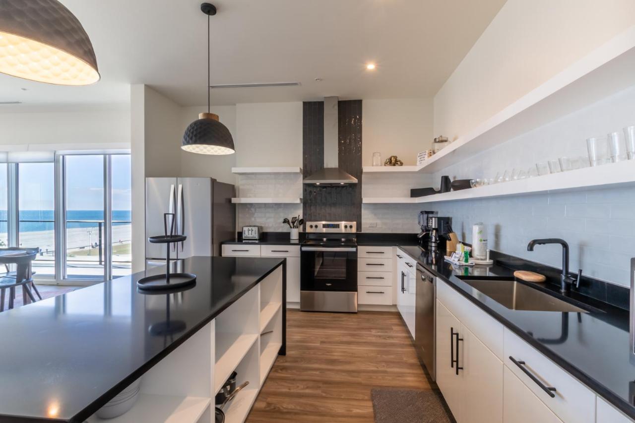 Luxury 4 Bedroom Beachfront Condo With Rooftop Pool Next To The Hangout! Gp 303 Gulf Shores Zewnętrze zdjęcie