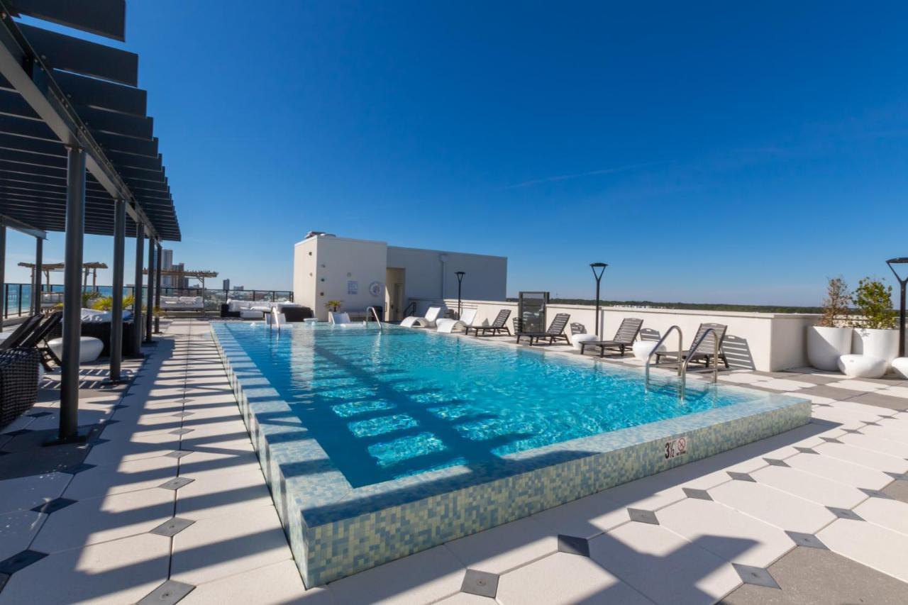 Luxury 4 Bedroom Beachfront Condo With Rooftop Pool Next To The Hangout! Gp 303 Gulf Shores Zewnętrze zdjęcie