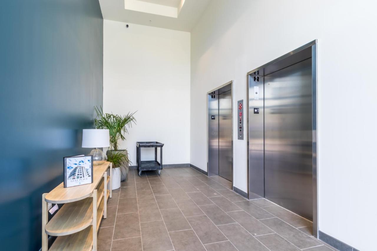 Luxury 4 Bedroom Beachfront Condo With Rooftop Pool Next To The Hangout! Gp 303 Gulf Shores Zewnętrze zdjęcie