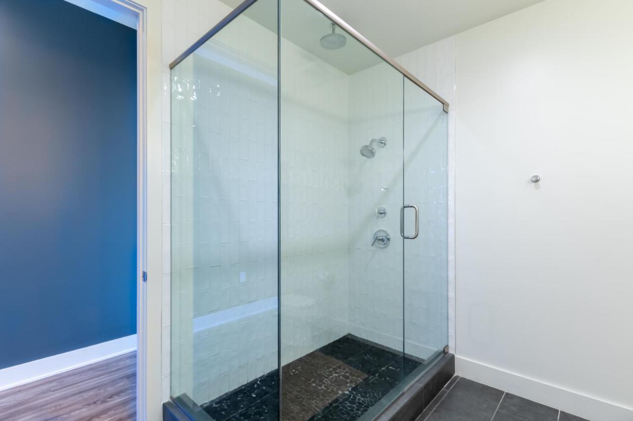 Luxury 4 Bedroom Beachfront Condo With Rooftop Pool Next To The Hangout! Gp 303 Gulf Shores Zewnętrze zdjęcie