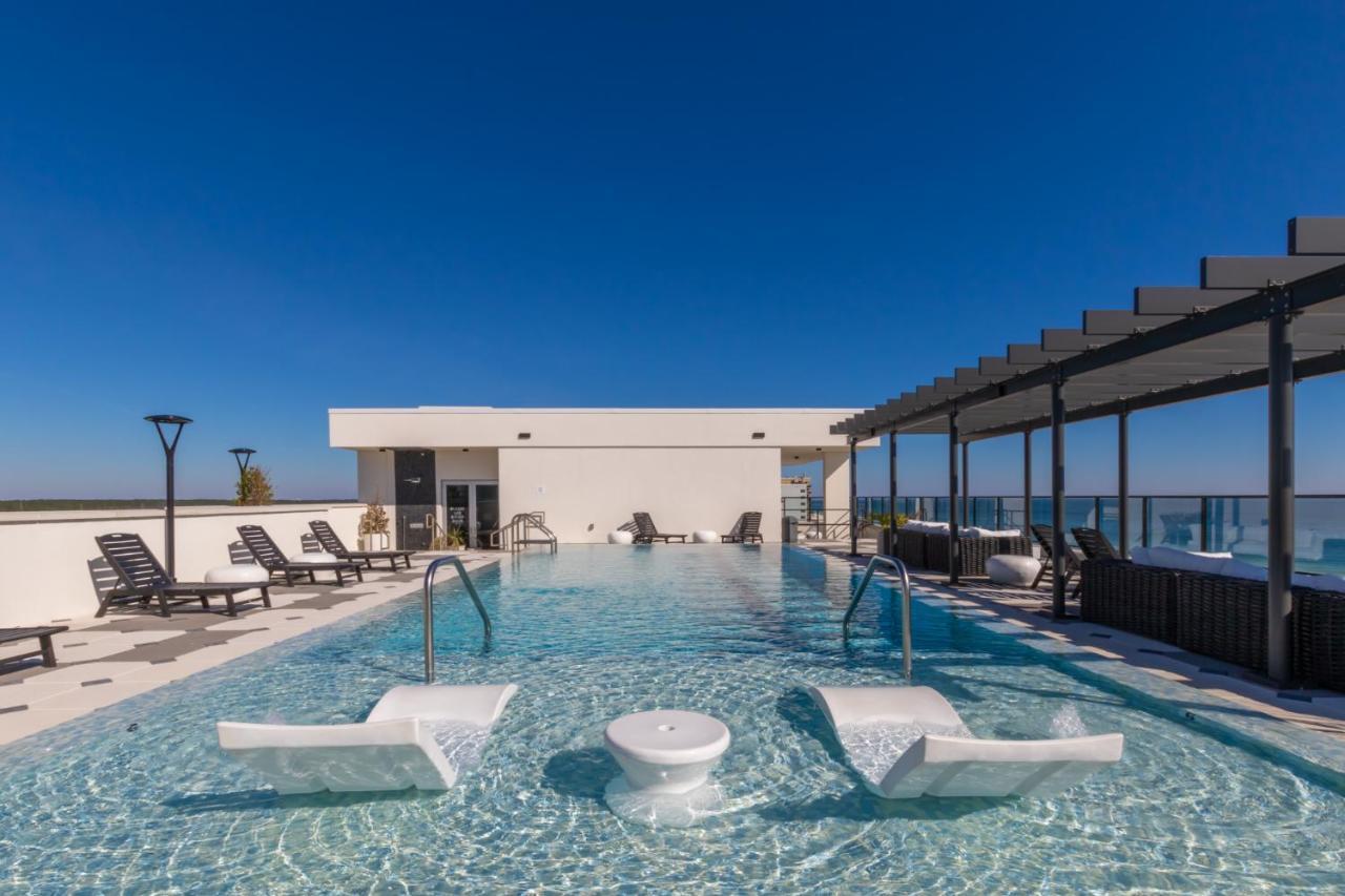 Luxury 4 Bedroom Beachfront Condo With Rooftop Pool Next To The Hangout! Gp 303 Gulf Shores Zewnętrze zdjęcie